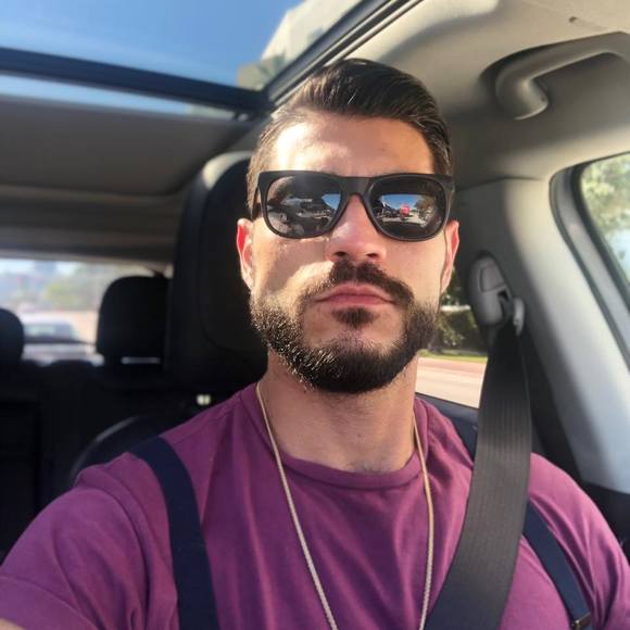 niko_aguilar33